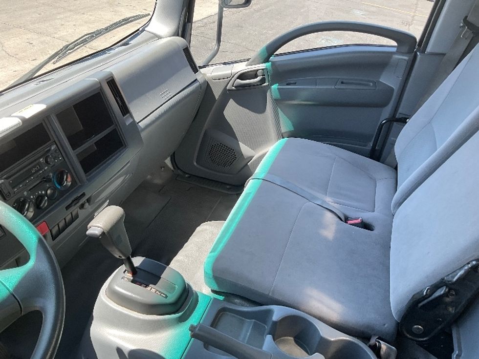 Light Duty Box Truck-Light and Medium Duty Trucks-Isuzu-2021-NPR EFI-Las Vegas-NV-99,515\n\t\tmiles-$ 42,000 - Image 19