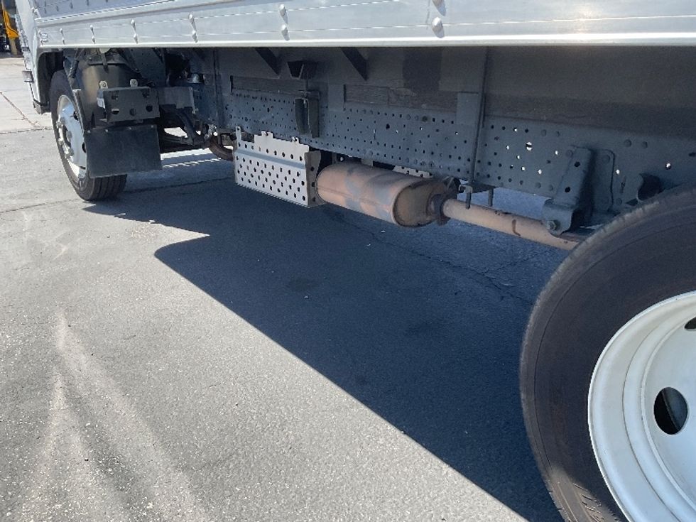 Light Duty Box Truck-Light and Medium Duty Trucks-Isuzu-2021-NPR EFI-Las Vegas-NV-99,515\n\t\tmiles-$ 42,000 - Image 5