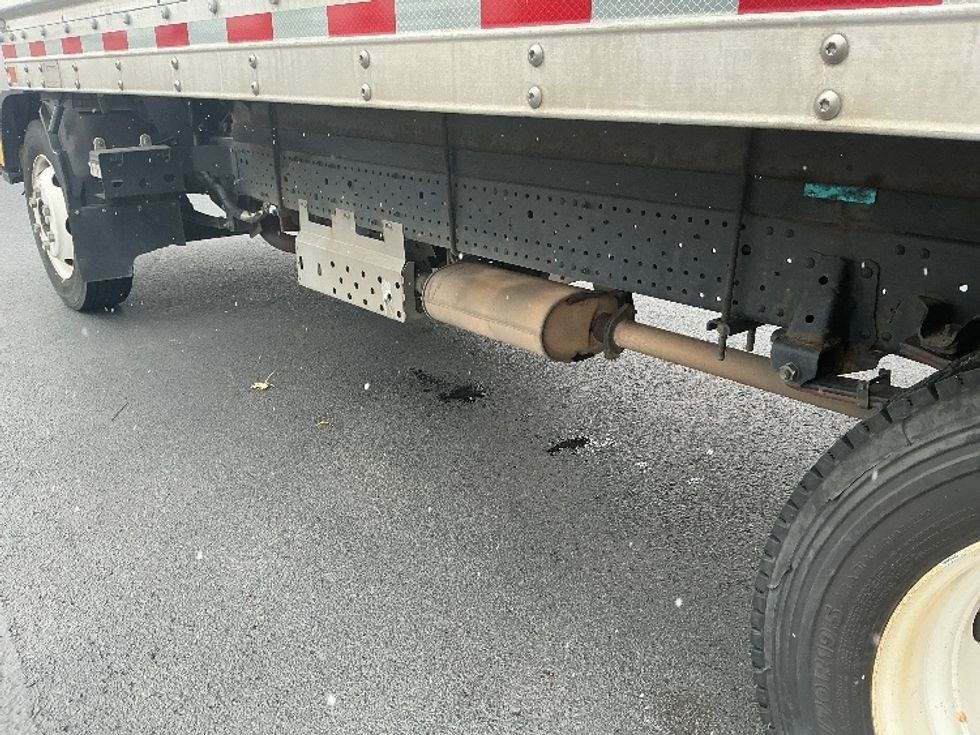 Light Duty Box Truck-Light and Medium Duty Trucks-Isuzu-2021-NPR EFI-Lexington-KY-111,982\n\t\tmiles-$ 32,250 - Image 5