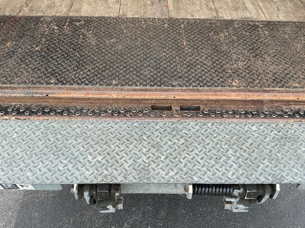 Light Duty Box Truck-Light and Medium Duty Trucks-Isuzu-2021-NPR EFI-Lexington-KY-114,637\n\t\tmiles-$ 37,000 - Image 10