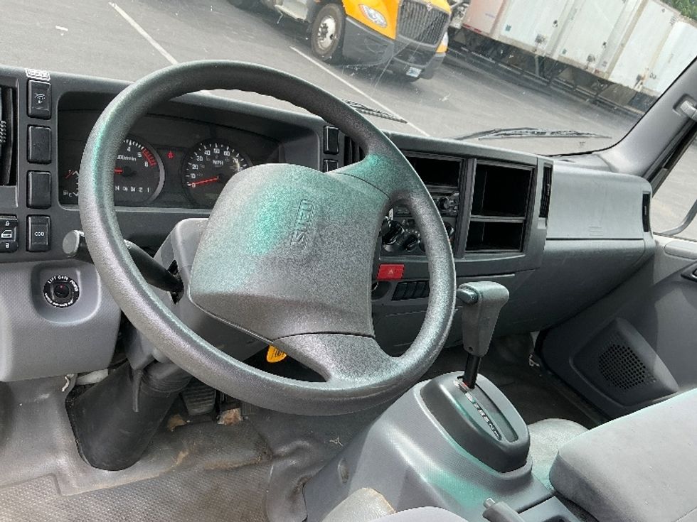 Light Duty Box Truck-Light and Medium Duty Trucks-Isuzu-2021-NPR EFI-Lexington-KY-114,637\n\t\tmiles-$ 37,000 - Image 17