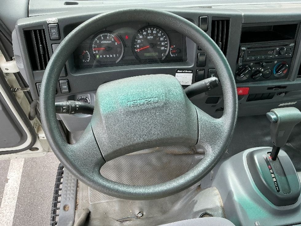 Light Duty Box Truck-Light and Medium Duty Trucks-Isuzu-2021-NPR EFI-Lexington-KY-114,637\n\t\tmiles-$ 37,000 - Image 18
