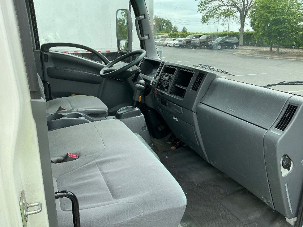 Light Duty Box Truck-Light and Medium Duty Trucks-Isuzu-2021-NPR EFI-Lexington-KY-114,637\n\t\tmiles-$ 37,000 - Image 22