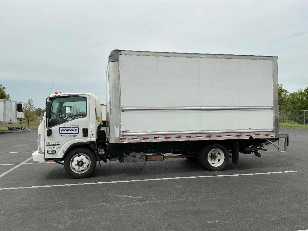 Light Duty Box Truck-Light and Medium Duty Trucks-Isuzu-2021-NPR EFI-Lexington-KY-114,637\n\t\tmiles-$ 37,000 - Image 4