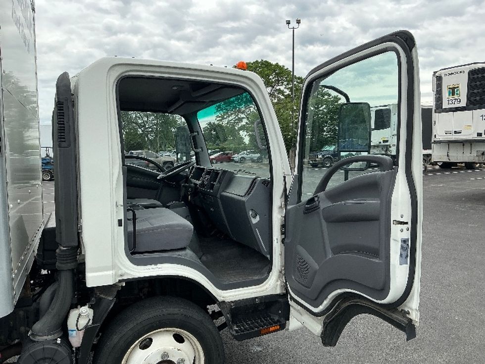 Light Duty Box Truck-Light and Medium Duty Trucks-Isuzu-2021-NPR EFI-Lexington-KY-93,072\n\t\tmiles-$ 41,000 - Image 20