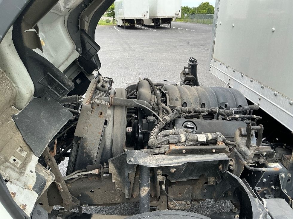 Light Duty Box Truck-Light and Medium Duty Trucks-Isuzu-2021-NPR EFI-Lexington-KY-93,072\n\t\tmiles-$ 41,000 - Image 24