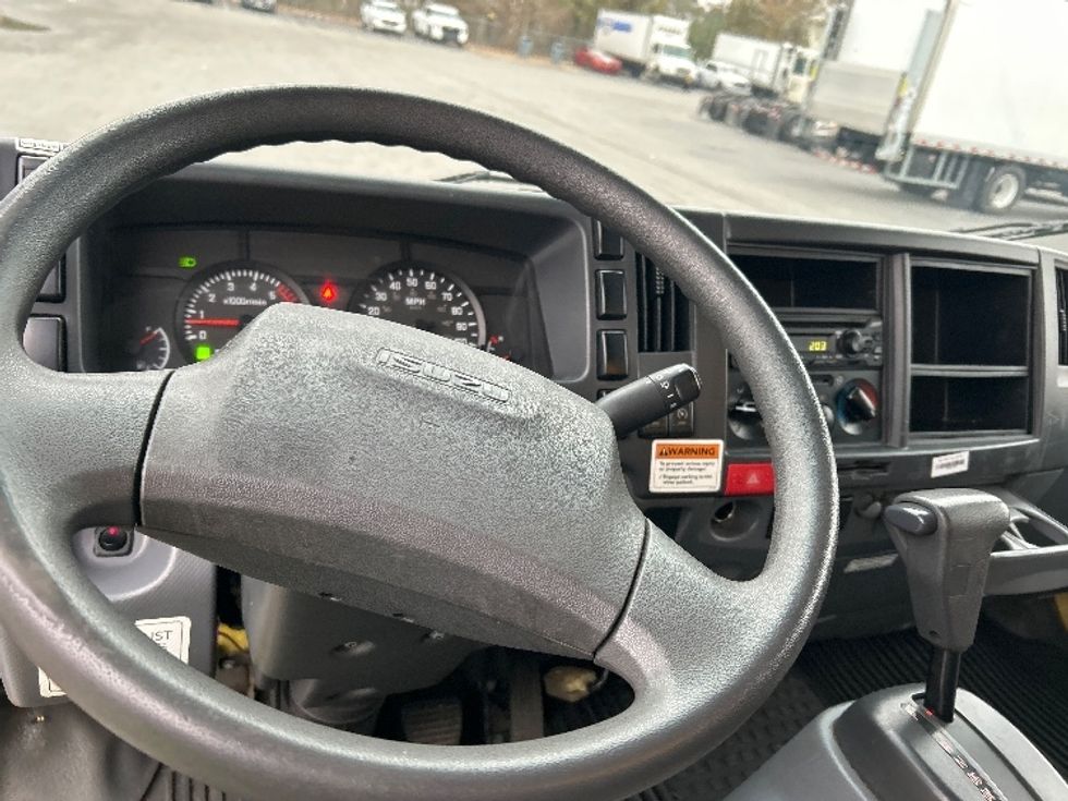 Light Duty Box Truck-Light and Medium Duty Trucks-Isuzu-2021-NPR EFI-Little Rock-AR-109,120\n\t\tmiles-$ 36,250 - Image 18
