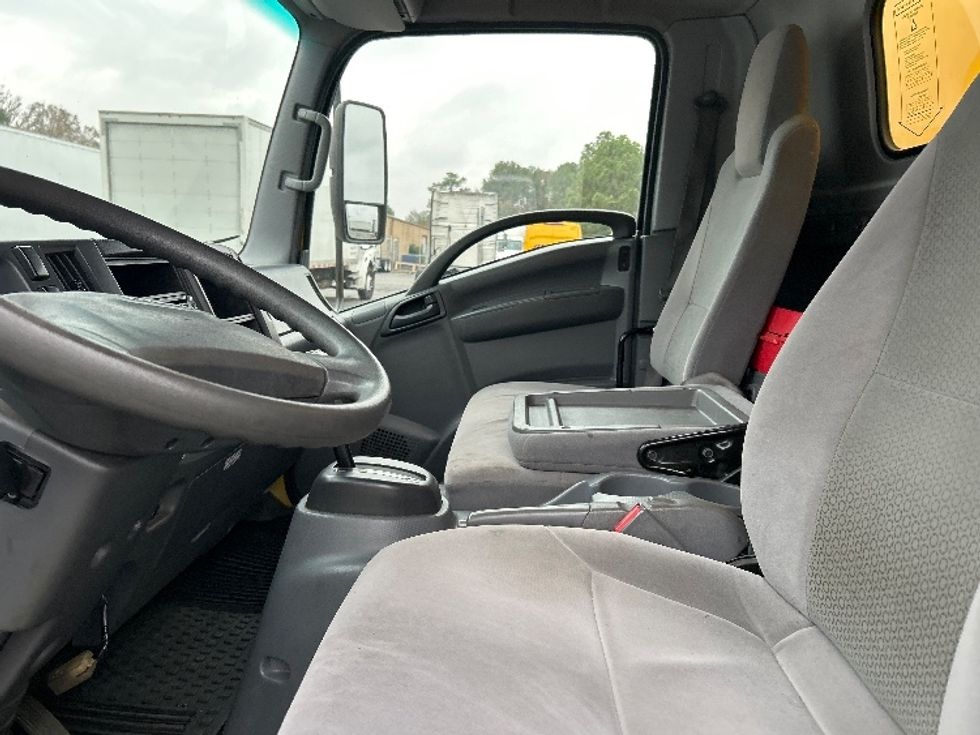 Light Duty Box Truck-Light and Medium Duty Trucks-Isuzu-2021-NPR EFI-Little Rock-AR-109,120\n\t\tmiles-$ 36,250 - Image 19