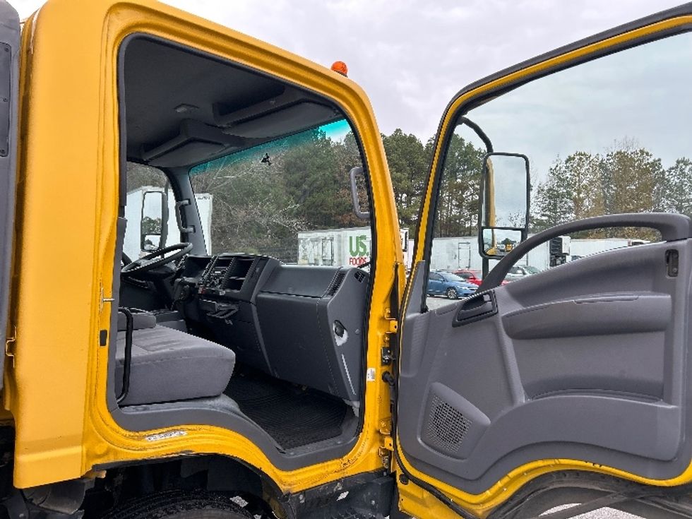 Light Duty Box Truck-Light and Medium Duty Trucks-Isuzu-2021-NPR EFI-Little Rock-AR-109,120\n\t\tmiles-$ 36,250 - Image 20