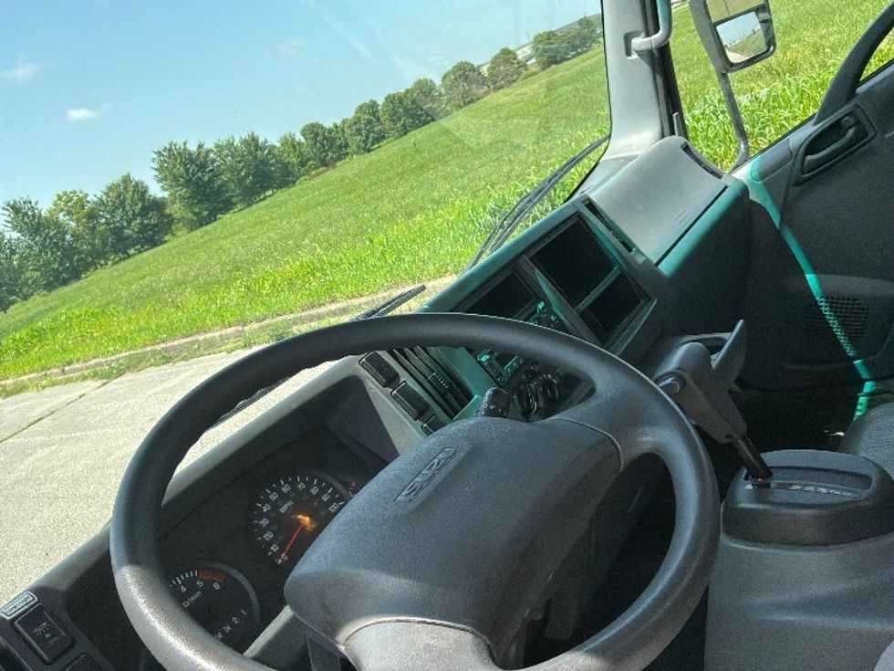 Light Duty Box Truck-Light and Medium Duty Trucks-Isuzu-2021-NPR EFI-Louisville-KY-108,531\n\t\tmiles-$ 39,250 - Image 17