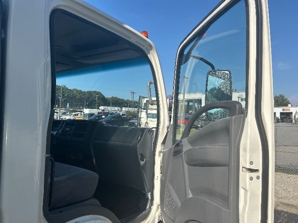 Light Duty Box Truck-Light and Medium Duty Trucks-Isuzu-2021-NPR EFI-Mcdonough-GA-105,331\n\t\tmiles-$ 41,000 - Image 20