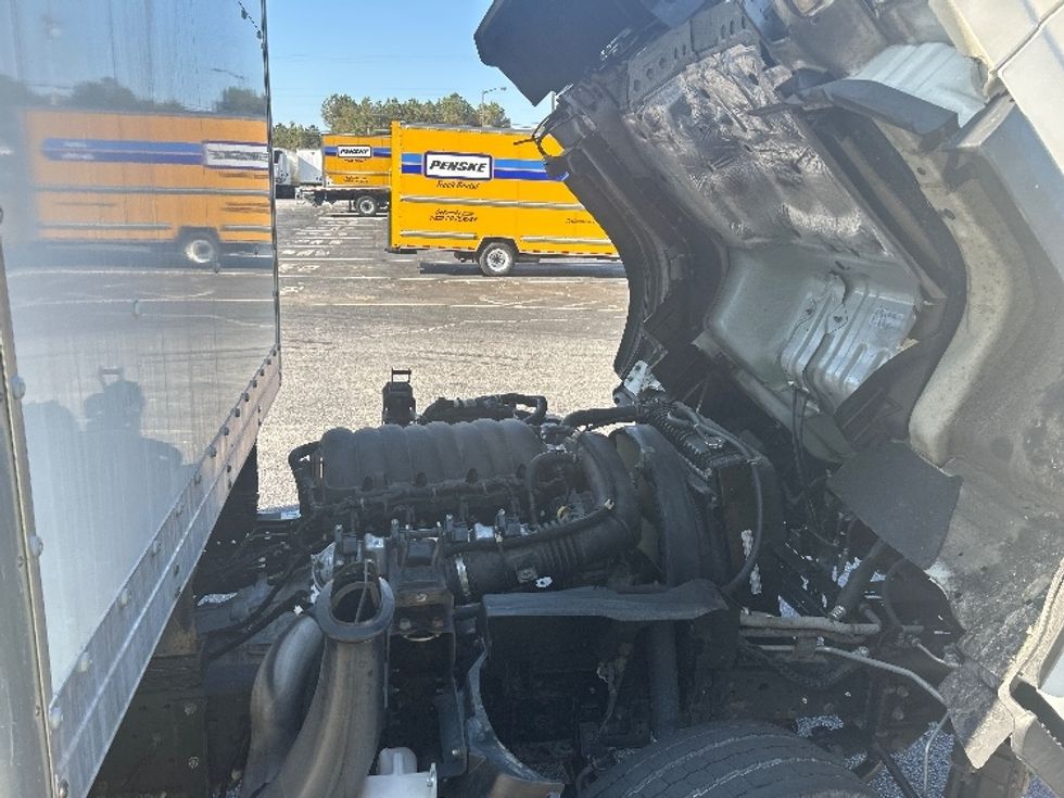 Light Duty Box Truck-Light and Medium Duty Trucks-Isuzu-2021-NPR EFI-Mcdonough-GA-105,331\n\t\tmiles-$ 41,000 - Image 23