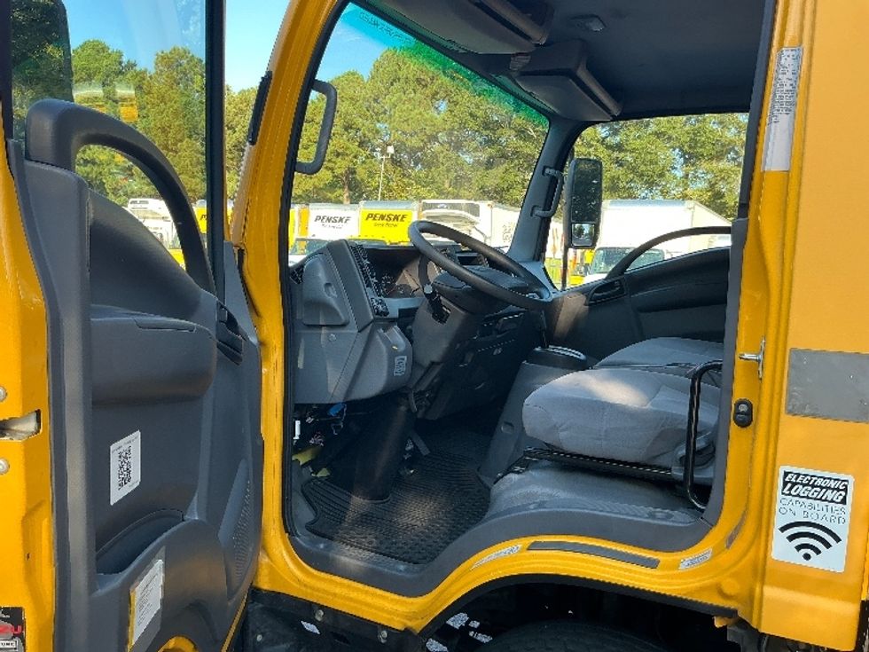 Light Duty Box Truck-Light and Medium Duty Trucks-Isuzu-2021-NPR EFI-Mebane-NC-139,366\n\t\tmiles-$ 31,250 - Image 16