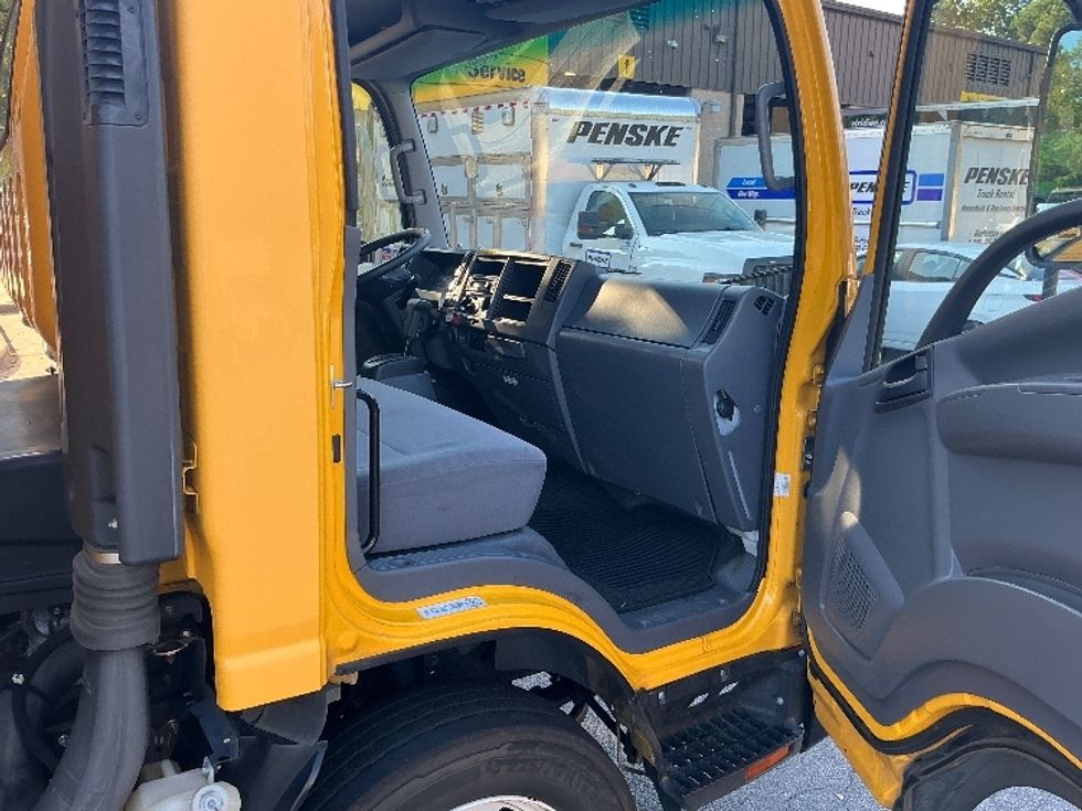 Light Duty Box Truck-Light and Medium Duty Trucks-Isuzu-2021-NPR EFI-Mebane-NC-139,366\n\t\tmiles-$ 31,250 - Image 20