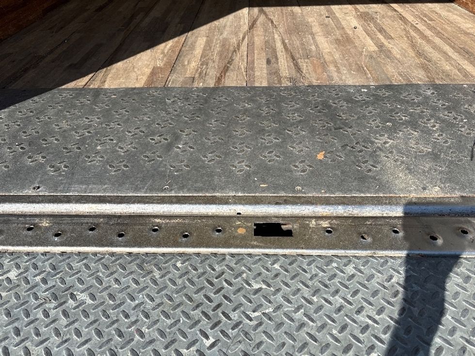 Light Duty Box Truck-Light and Medium Duty Trucks-Isuzu-2021-NPR EFI-Mebane-NC-160,000\n\t\tmiles-$ 30,750 - Image 10