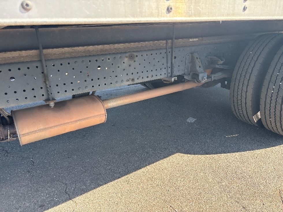 Light Duty Box Truck-Light and Medium Duty Trucks-Isuzu-2021-NPR EFI-Mebane-NC-160,000\n\t\tmiles-$ 30,750 - Image 5