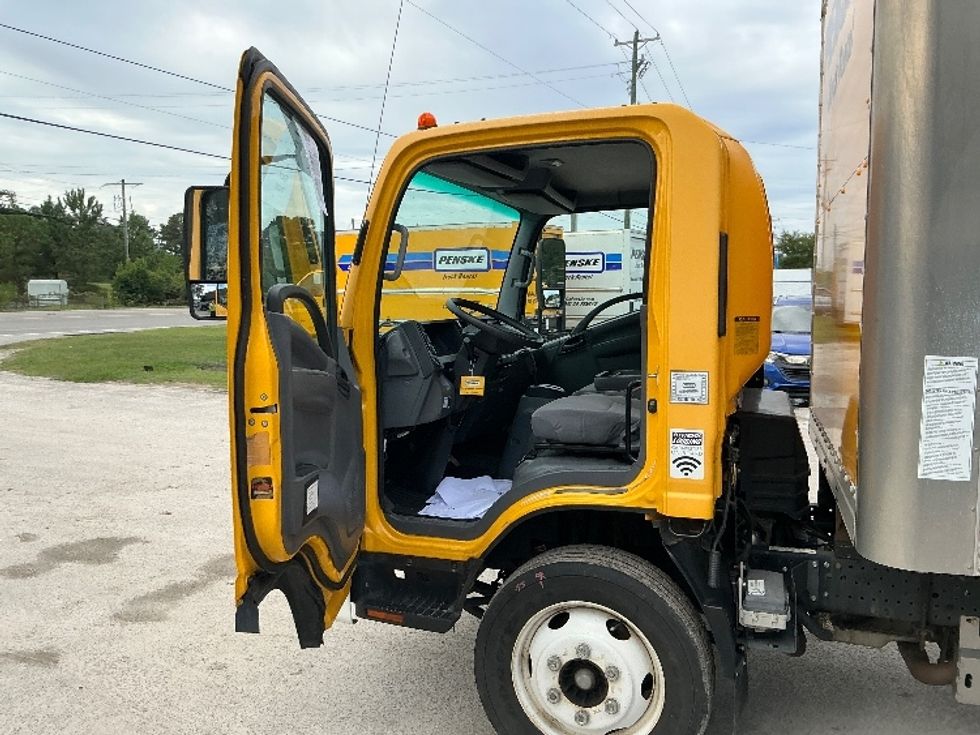 Light Duty Box Truck-Light and Medium Duty Trucks-Isuzu-2021-NPR EFI-Mebane-NC-73,967\n\t\tmiles-$ 42,250 - Image 16