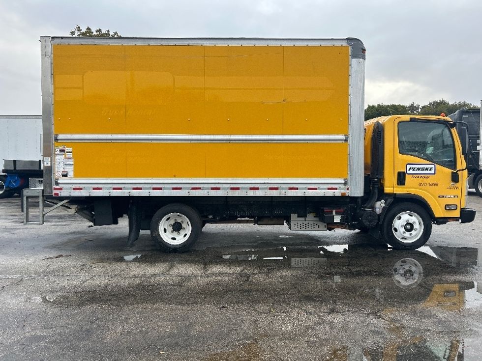 Light Duty Box Truck-Light and Medium Duty Trucks-Isuzu-2021-NPR EFI-Medley-FL-126,158\n\t\tmiles-$ 34,250 - Image 15