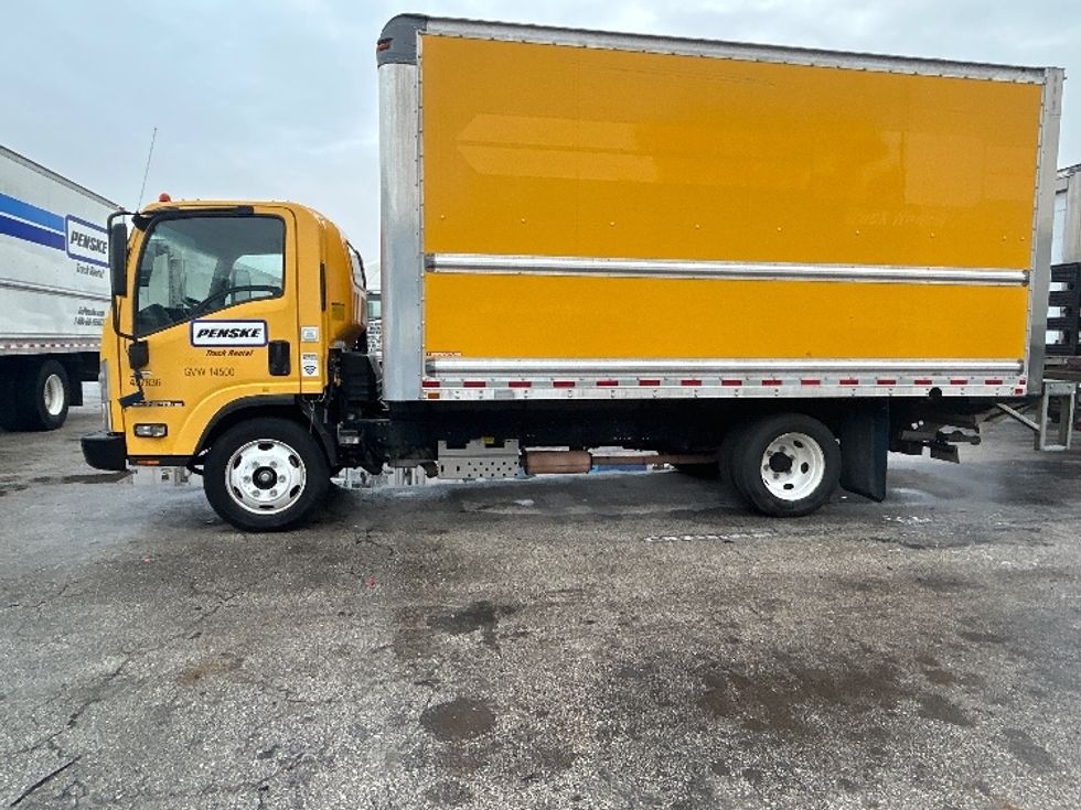 Light Duty Box Truck-Light and Medium Duty Trucks-Isuzu-2021-NPR EFI-Medley-FL-126,158\n\t\tmiles-$ 34,250 - Image 4