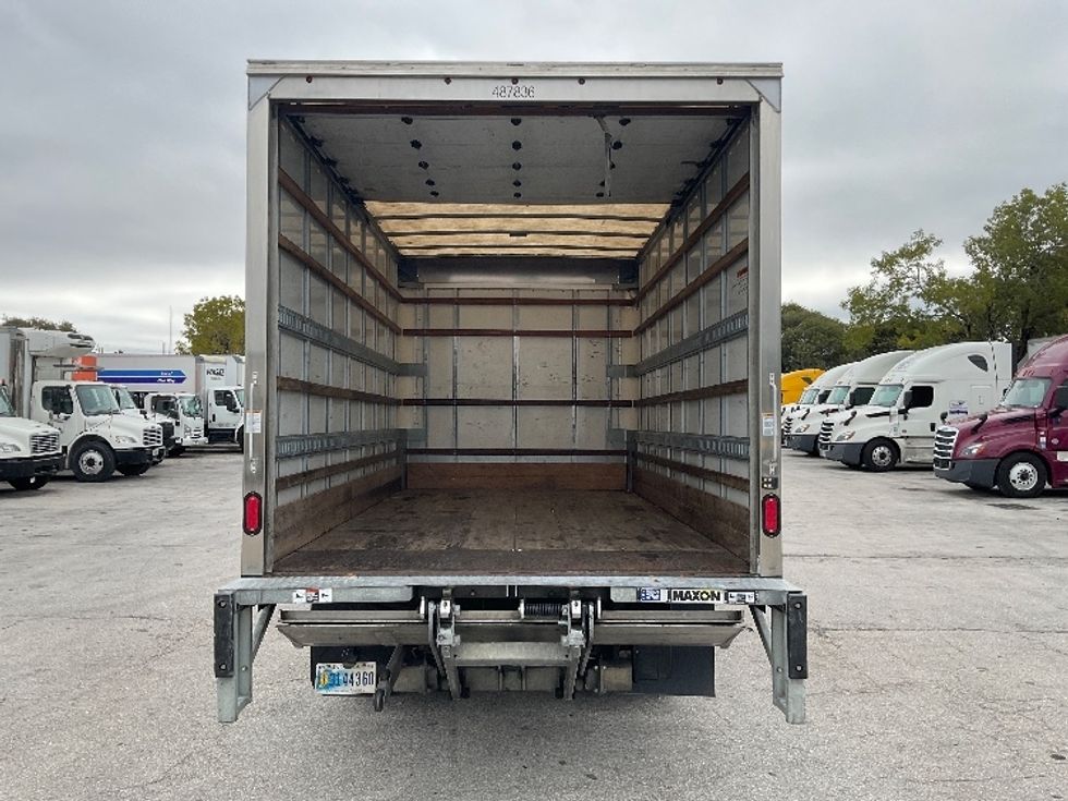 Light Duty Box Truck-Light and Medium Duty Trucks-Isuzu-2021-NPR EFI-Medley-FL-126,158\n\t\tmiles-$ 34,250 - Image 8