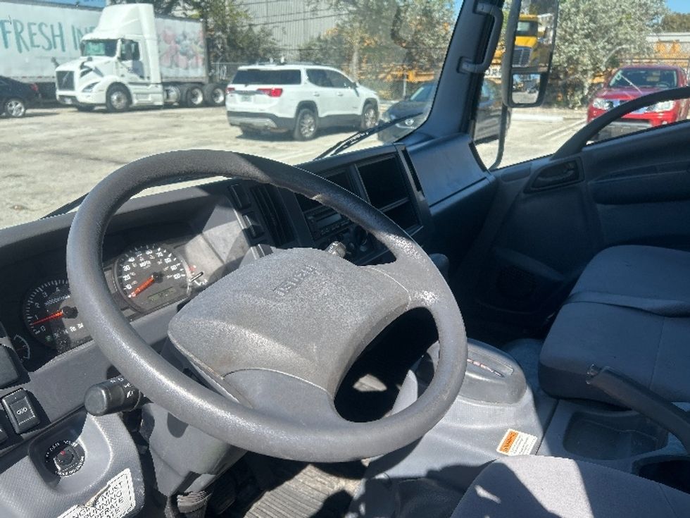 Light Duty Box Truck-Light and Medium Duty Trucks-Isuzu-2021-NPR EFI-Medley-FL-58,795\n\t\tmiles-$ 45,500 - Image 17