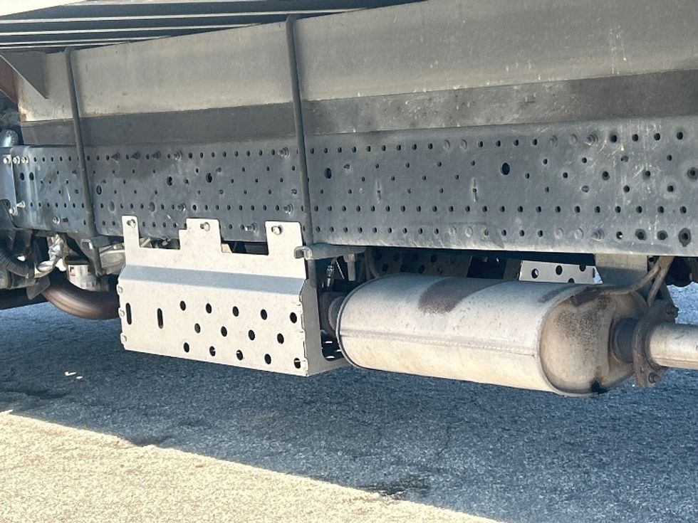 Light Duty Box Truck-Light and Medium Duty Trucks-Isuzu-2021-NPR EFI-Medley-FL-58,795\n\t\tmiles-$ 45,500 - Image 5