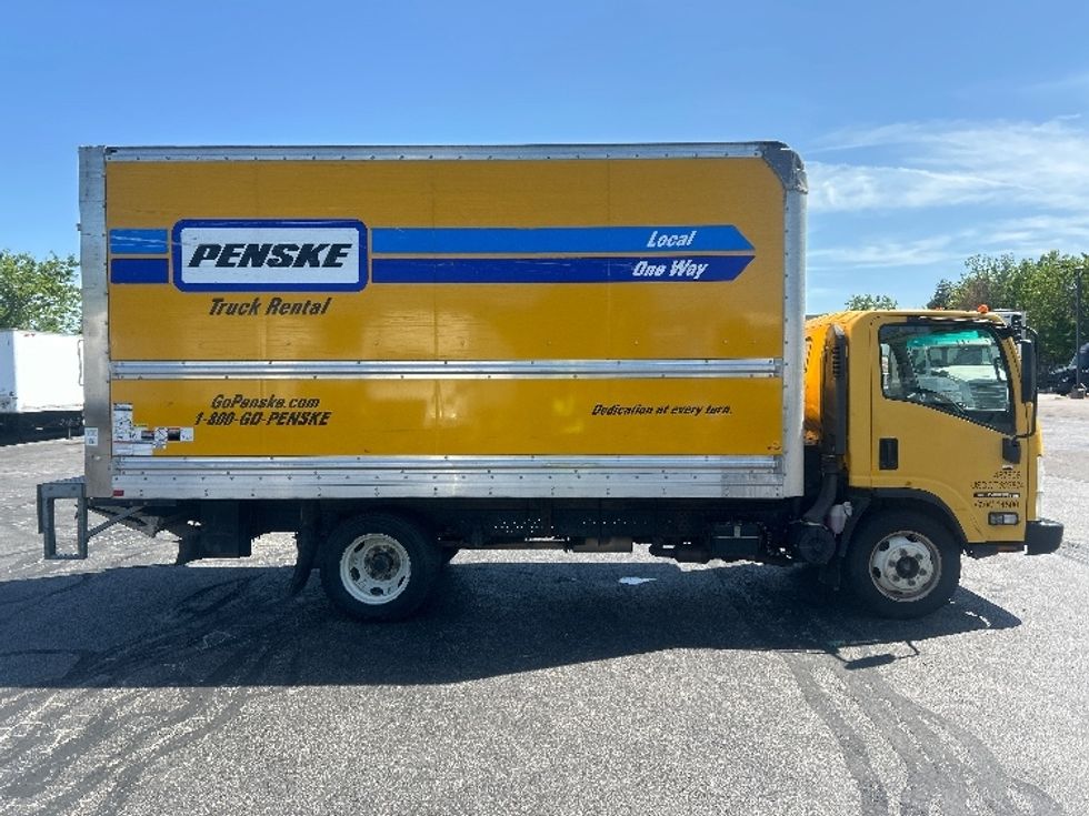 Light Duty Box Truck-Light and Medium Duty Trucks-Isuzu-2021-NPR EFI-Middlefield-OH-106,933\n\t\tmiles-$ 37,000 - Image 15