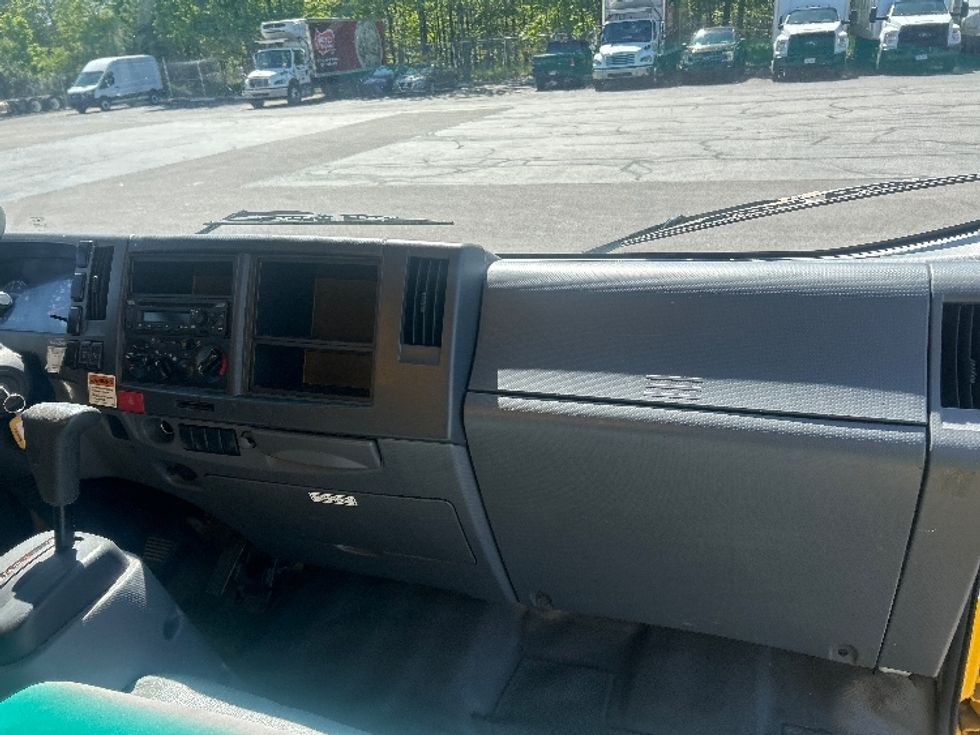 Light Duty Box Truck-Light and Medium Duty Trucks-Isuzu-2021-NPR EFI-Middlefield-OH-106,933\n\t\tmiles-$ 37,000 - Image 21