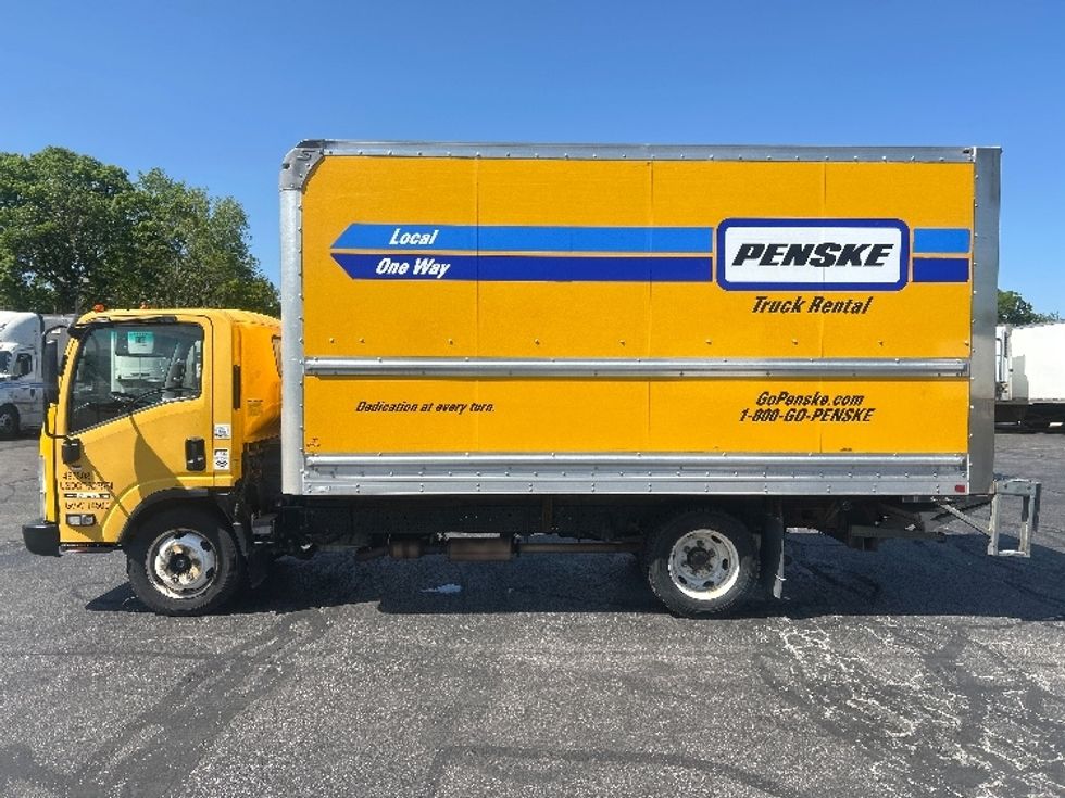 Light Duty Box Truck-Light and Medium Duty Trucks-Isuzu-2021-NPR EFI-Middlefield-OH-106,933\n\t\tmiles-$ 37,000 - Image 4