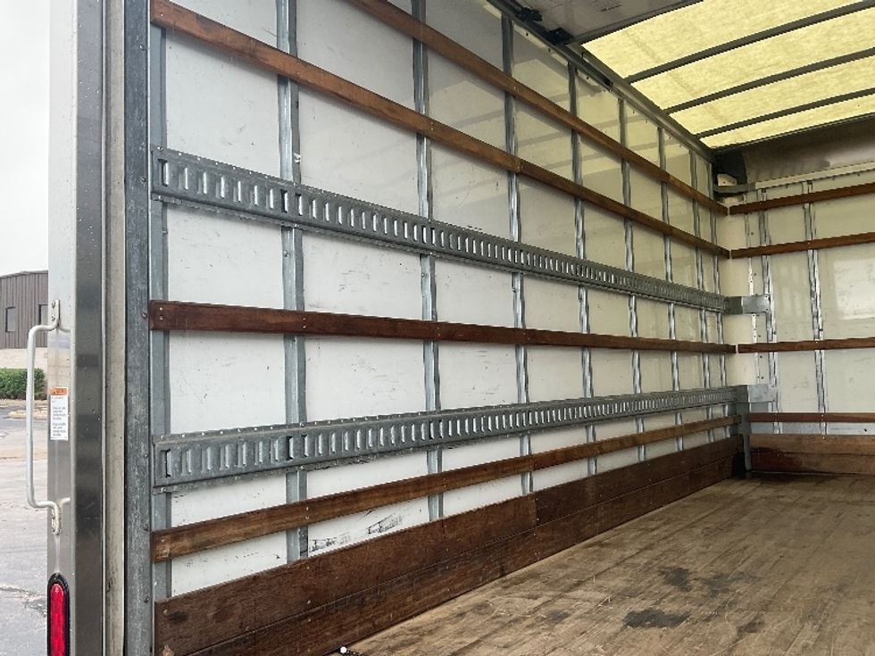 Light Duty Box Truck-Light and Medium Duty Trucks-Isuzu-2021-NPR EFI-Middlefield-OH-108,205\n\t\tmiles-$ 39,250 - Image 11