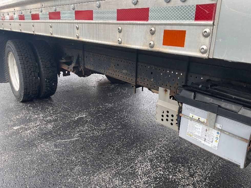 Light Duty Box Truck-Light and Medium Duty Trucks-Isuzu-2021-NPR EFI-Middlefield-OH-108,205\n\t\tmiles-$ 39,250 - Image 14
