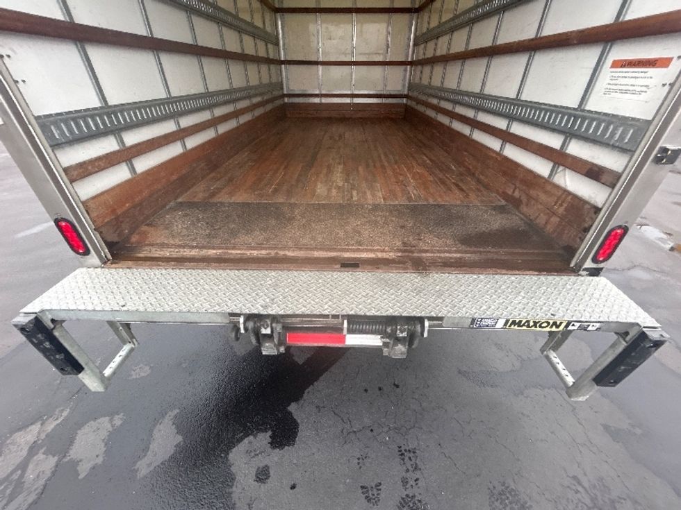 Light Duty Box Truck-Light and Medium Duty Trucks-Isuzu-2021-NPR EFI-Middlefield-OH-109,125\n\t\tmiles-$ 36,750 - Image 10