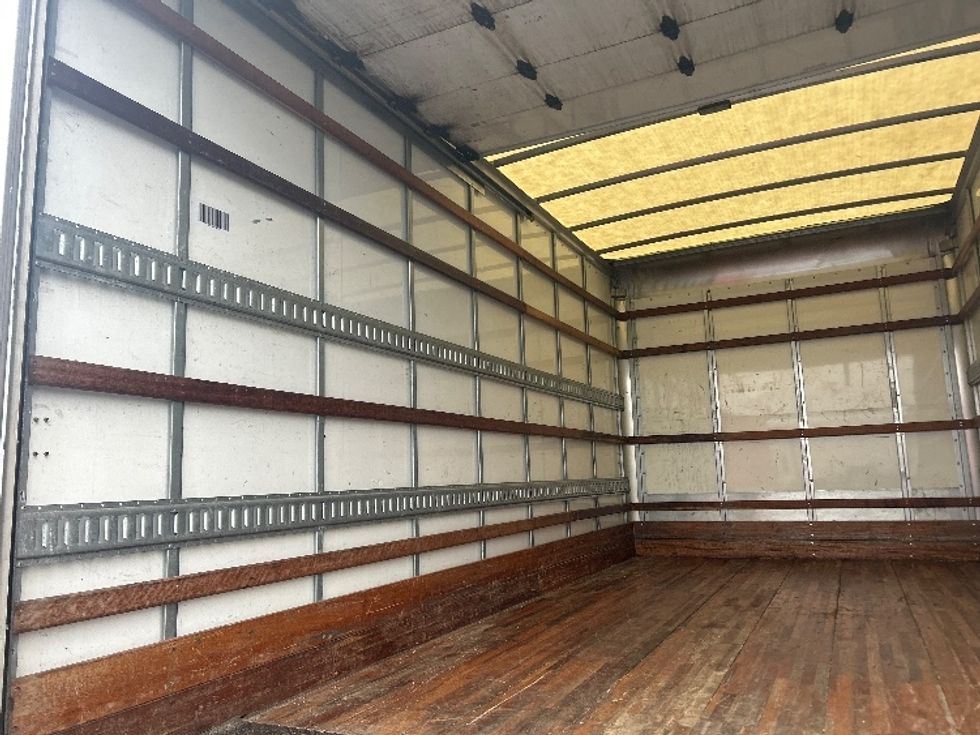 Light Duty Box Truck-Light and Medium Duty Trucks-Isuzu-2021-NPR EFI-Middlefield-OH-109,125\n\t\tmiles-$ 36,750 - Image 11