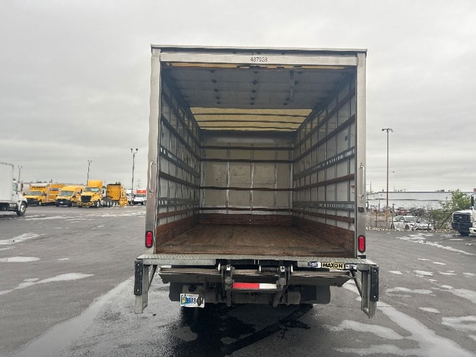 Light Duty Box Truck-Light and Medium Duty Trucks-Isuzu-2021-NPR EFI-Middlefield-OH-109,125\n\t\tmiles-$ 36,750 - Image 8