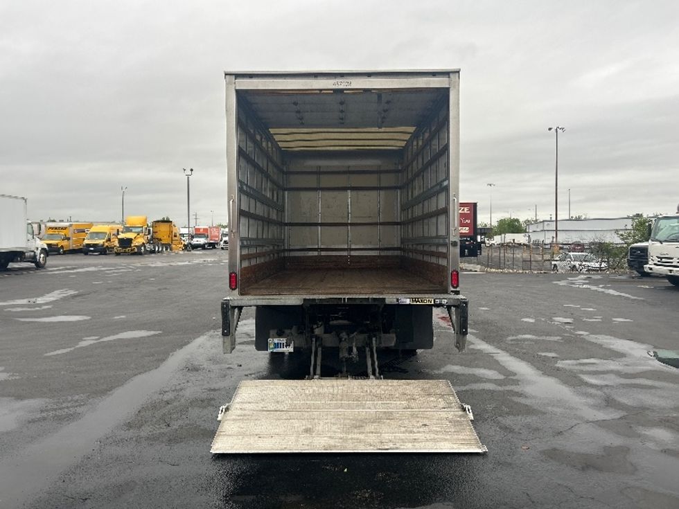 Light Duty Box Truck-Light and Medium Duty Trucks-Isuzu-2021-NPR EFI-Middlefield-OH-109,125\n\t\tmiles-$ 36,750 - Image 9