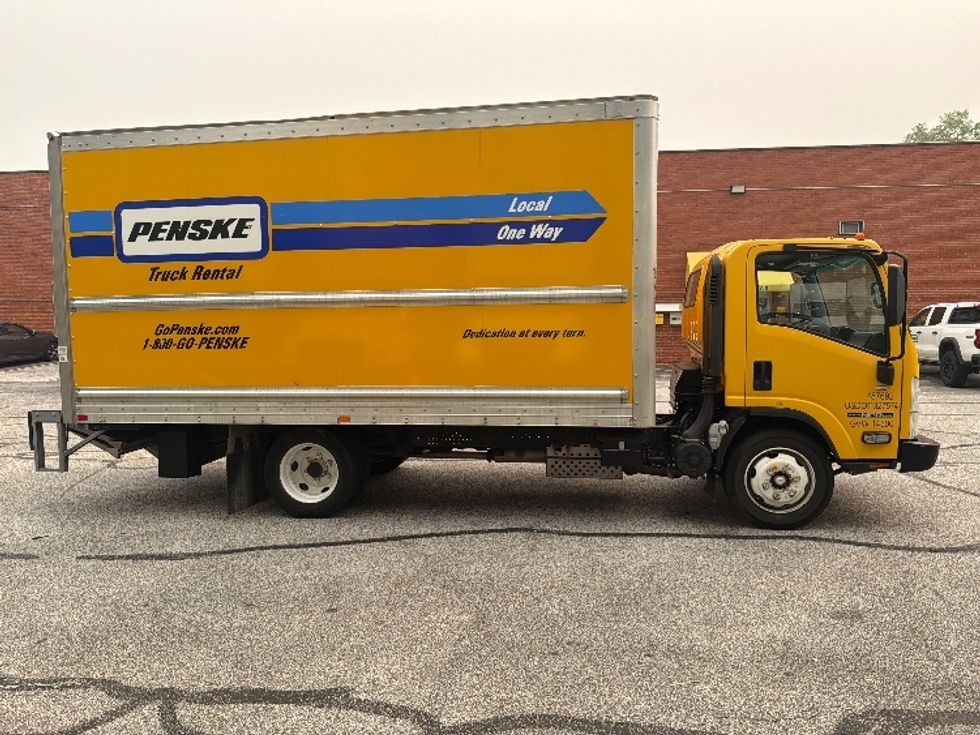 Light Duty Box Truck-Light and Medium Duty Trucks-Isuzu-2021-NPR EFI-Middlefield-OH-113,284\n\t\tmiles-$ 33,250 - Image 15
