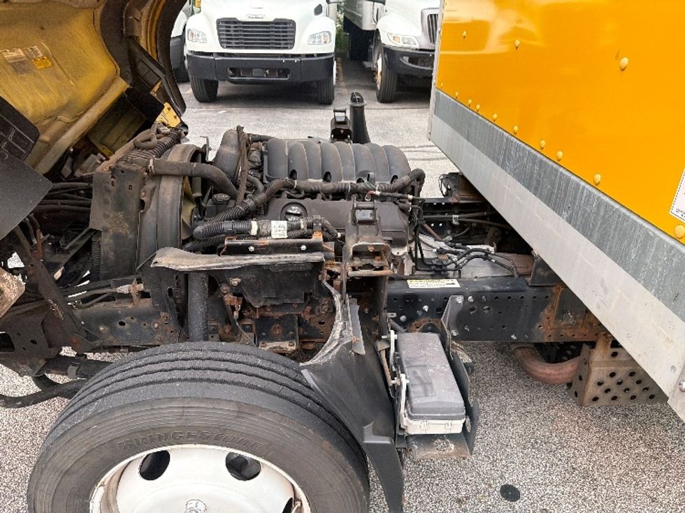 Light Duty Box Truck-Light and Medium Duty Trucks-Isuzu-2021-NPR EFI-Middlefield-OH-113,284\n\t\tmiles-$ 33,250 - Image 24