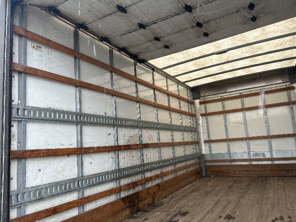 Light Duty Box Truck-Light and Medium Duty Trucks-Isuzu-2021-NPR EFI-Middlefield-OH-118,344\n\t\tmiles-$ 32,500 - Image 11