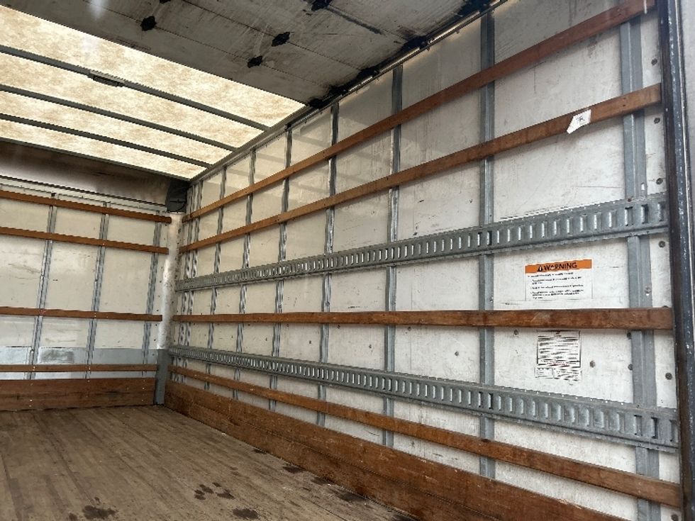 Light Duty Box Truck-Light and Medium Duty Trucks-Isuzu-2021-NPR EFI-Middlefield-OH-118,344\n\t\tmiles-$ 32,500 - Image 12