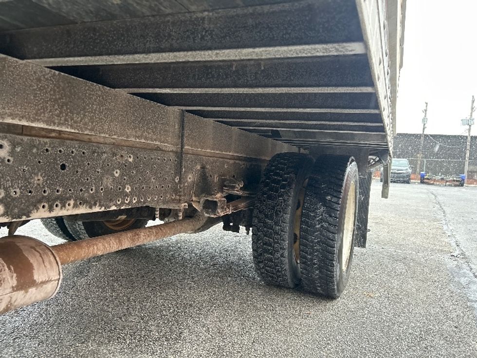 Light Duty Box Truck-Light and Medium Duty Trucks-Isuzu-2021-NPR EFI-Middlefield-OH-118,344\n\t\tmiles-$ 32,500 - Image 5