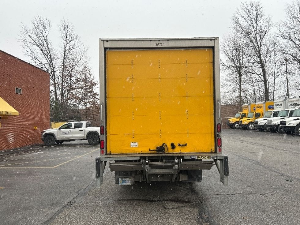 Light Duty Box Truck-Light and Medium Duty Trucks-Isuzu-2021-NPR EFI-Middlefield-OH-118,344\n\t\tmiles-$ 32,500 - Image 7