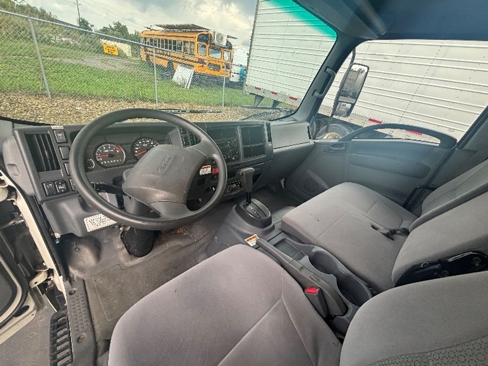 Light Duty Box Truck-Light and Medium Duty Trucks-Isuzu-2021-NPR EFI-Middlefield-OH-119,178\n\t\tmiles-$ 35,000 - Image 18