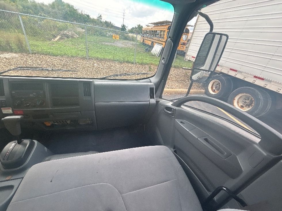 Light Duty Box Truck-Light and Medium Duty Trucks-Isuzu-2021-NPR EFI-Middlefield-OH-119,178\n\t\tmiles-$ 35,000 - Image 21