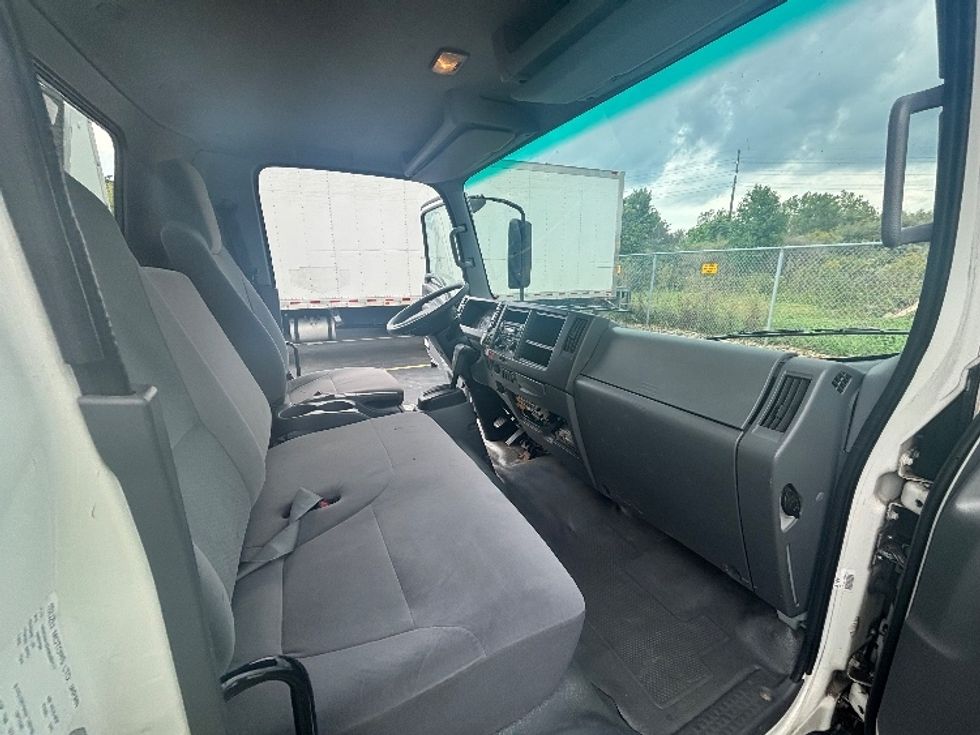 Light Duty Box Truck-Light and Medium Duty Trucks-Isuzu-2021-NPR EFI-Middlefield-OH-119,178\n\t\tmiles-$ 35,000 - Image 22