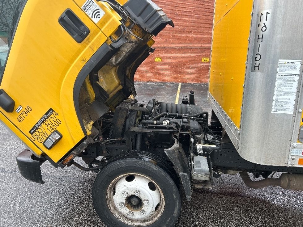 Light Duty Box Truck-Light and Medium Duty Trucks-Isuzu-2021-NPR EFI-Middlefield-OH-141,973\n\t\tmiles-$ 28,000 - Image 24