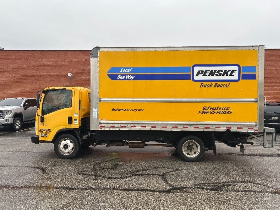 Light Duty Box Truck-Light and Medium Duty Trucks-Isuzu-2021-NPR EFI-Middlefield-OH-141,973\n\t\tmiles-$ 28,000 - Image 4