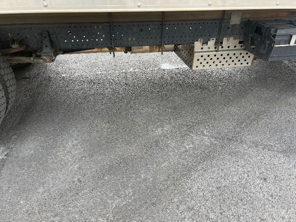 Light Duty Box Truck-Light and Medium Duty Trucks-Isuzu-2021-NPR EFI-Middlefield-OH-152,922\n\t\tmiles-$ 25,250 - Image 14