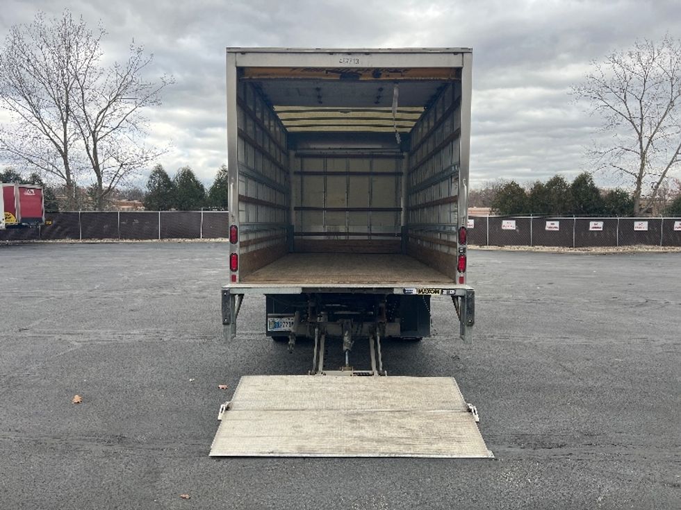Light Duty Box Truck-Light and Medium Duty Trucks-Isuzu-2021-NPR EFI-Middlefield-OH-152,922\n\t\tmiles-$ 25,250 - Image 9