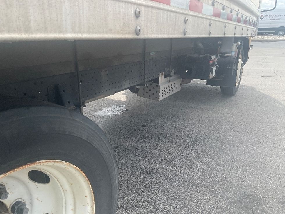 Light Duty Box Truck-Light and Medium Duty Trucks-Isuzu-2021-NPR EFI-Middlefield-OH-93,245\n\t\tmiles-$ 37,000 - Image 13