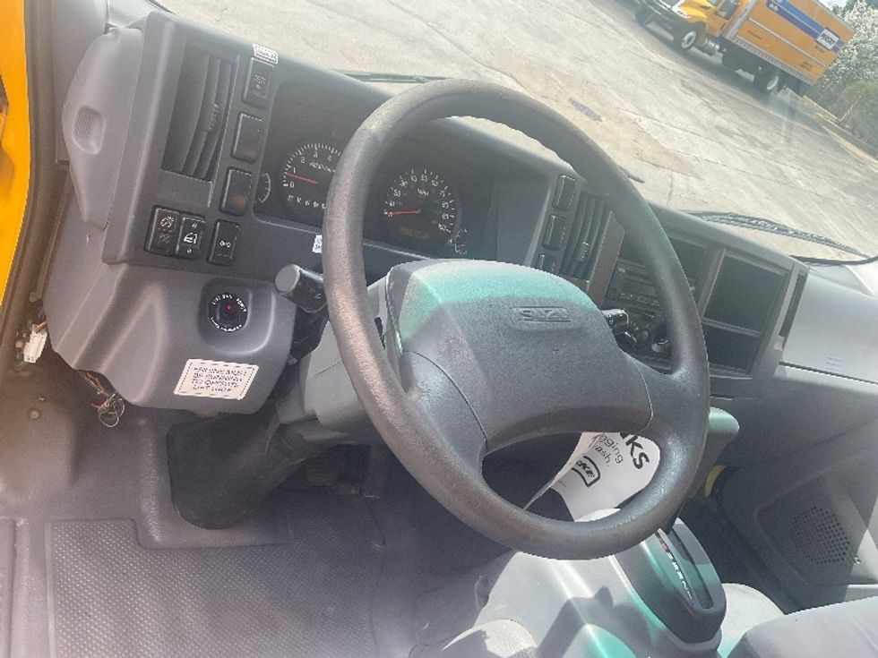 Light Duty Box Truck-Light and Medium Duty Trucks-Isuzu-2021-NPR EFI-Middlefield-OH-93,245\n\t\tmiles-$ 37,000 - Image 16
